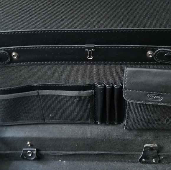 Bugatti Briefcase - Picture 13 of 14